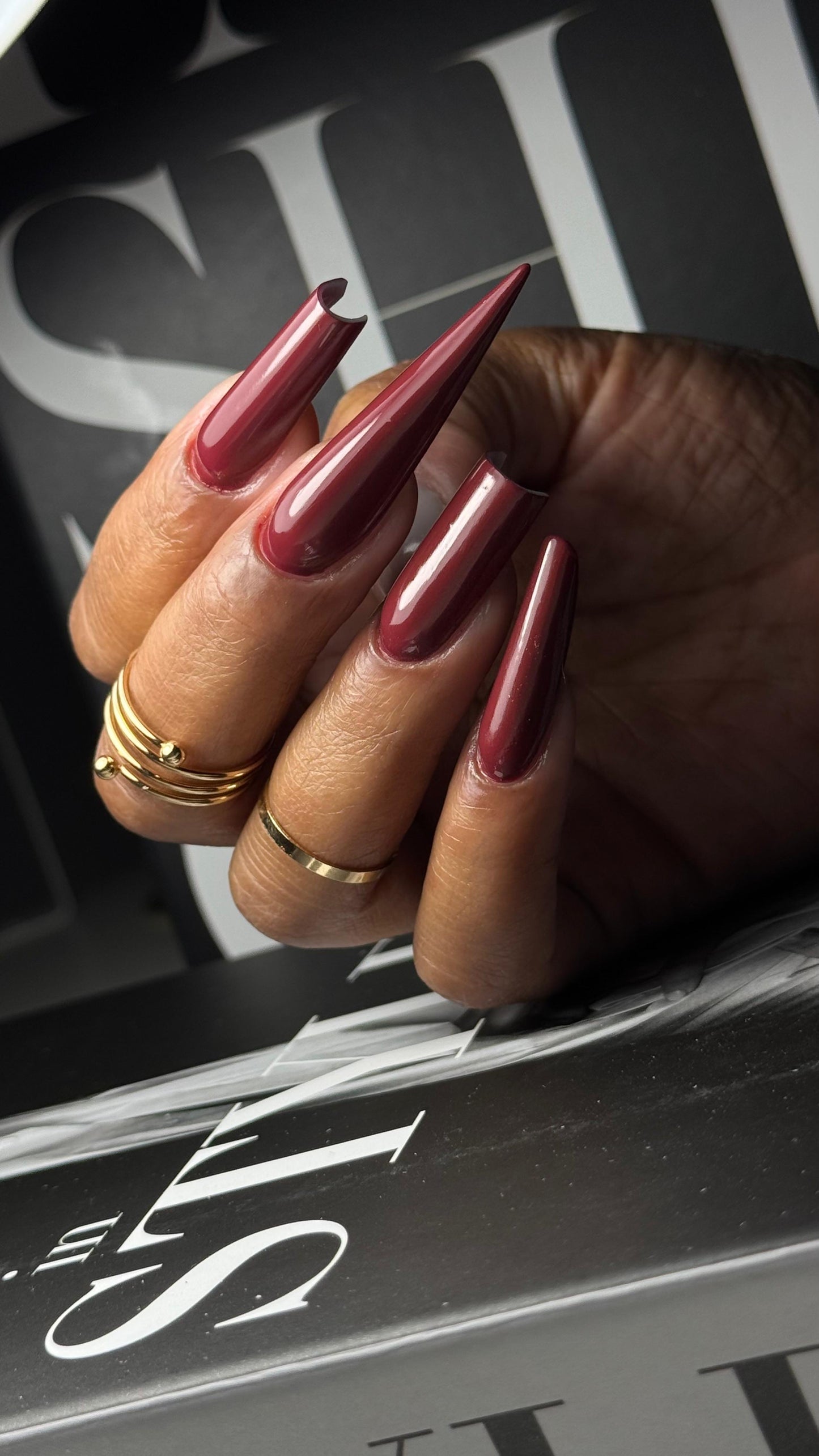 Vernis UV longue tenue – couleur violet mystérieux