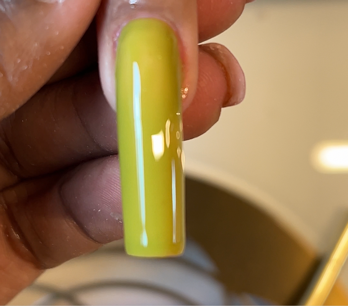 Flacon Lyara Couleur Équilibre – style minimaliste et raffiné