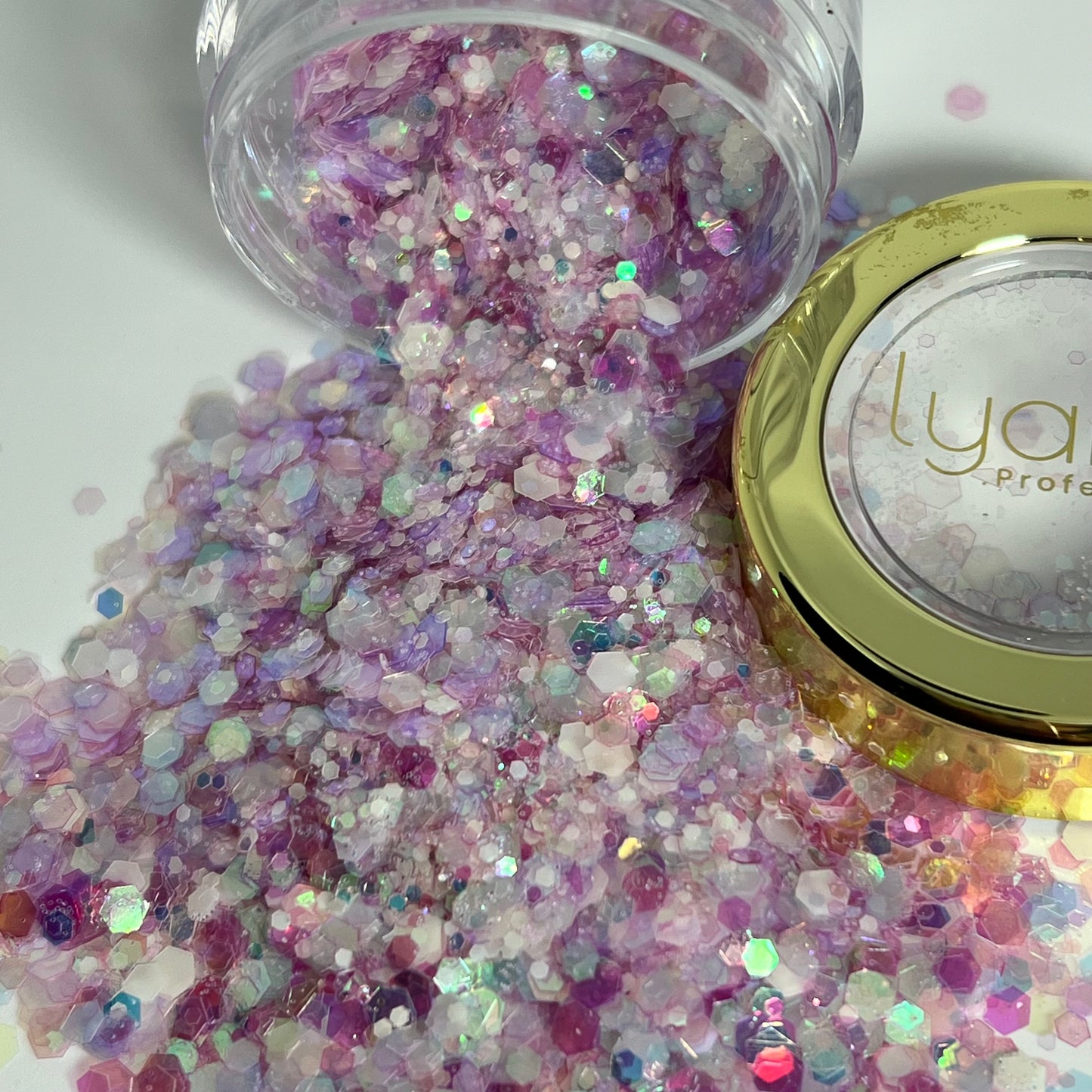 Paillettes Rose Pastel Brille la Nuit – Élégance Douce et Brillance Nocturne