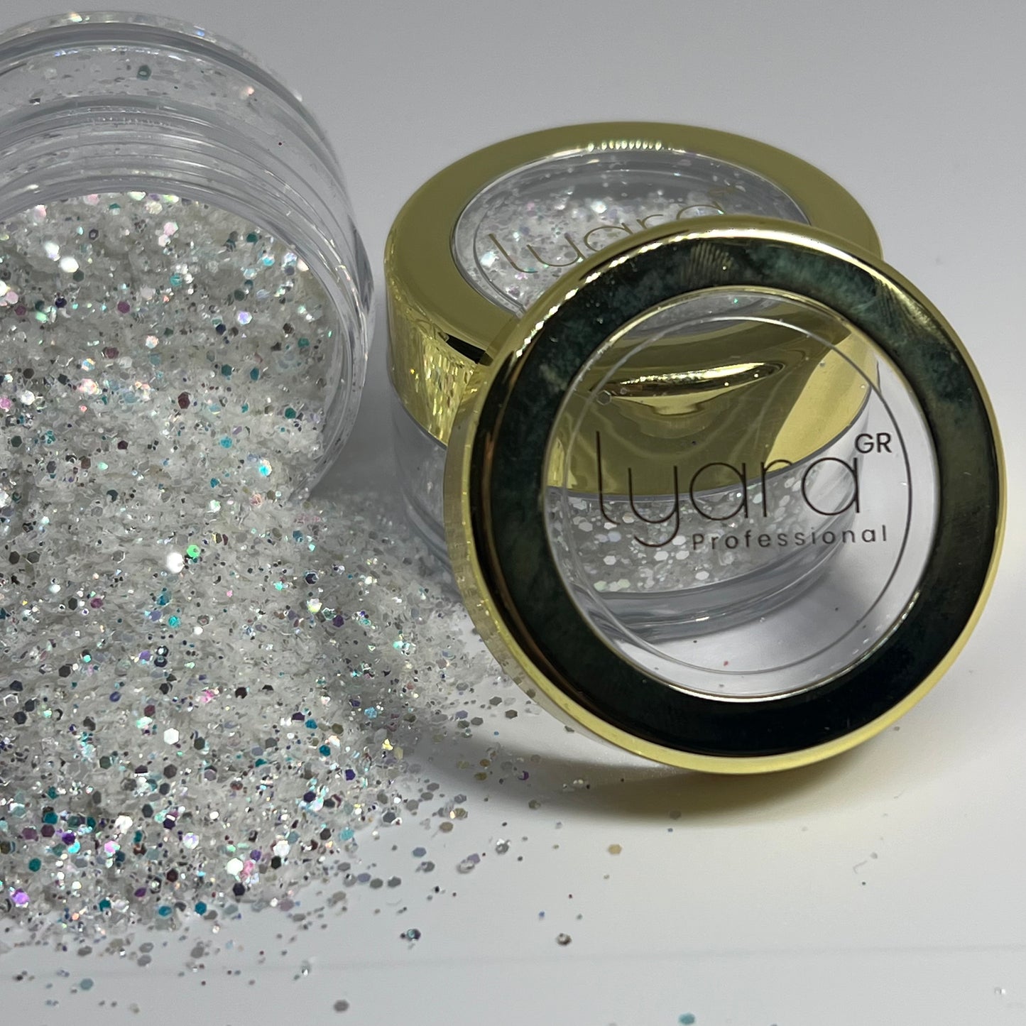 Paillettes Blanches – Pureté et Éclat Subtil pour Nail Art Raffiné