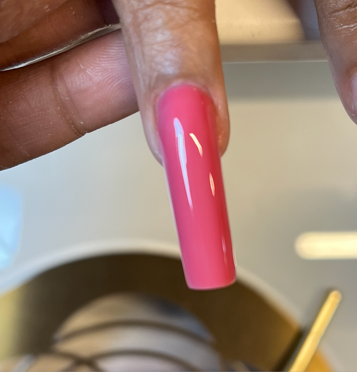 Flacons de vernis Lyarà – couleurs vibrantes pour manucures créatives
